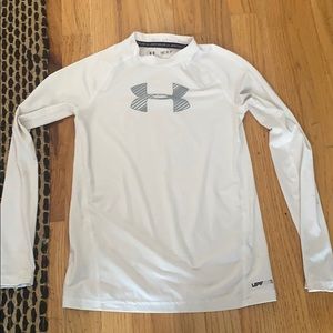 Under armor fitted youth boy or girl size medium